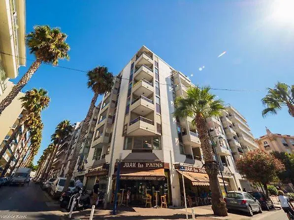 Centre Les Pins Апартаменти